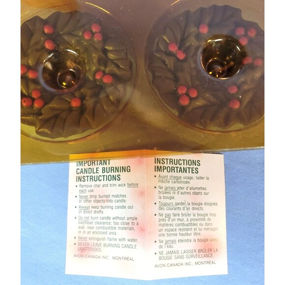 Christmas Avon Floating Candles Poinsettia & Holly Berry Wreath Scented Set of 2 - Picture 4 of 6